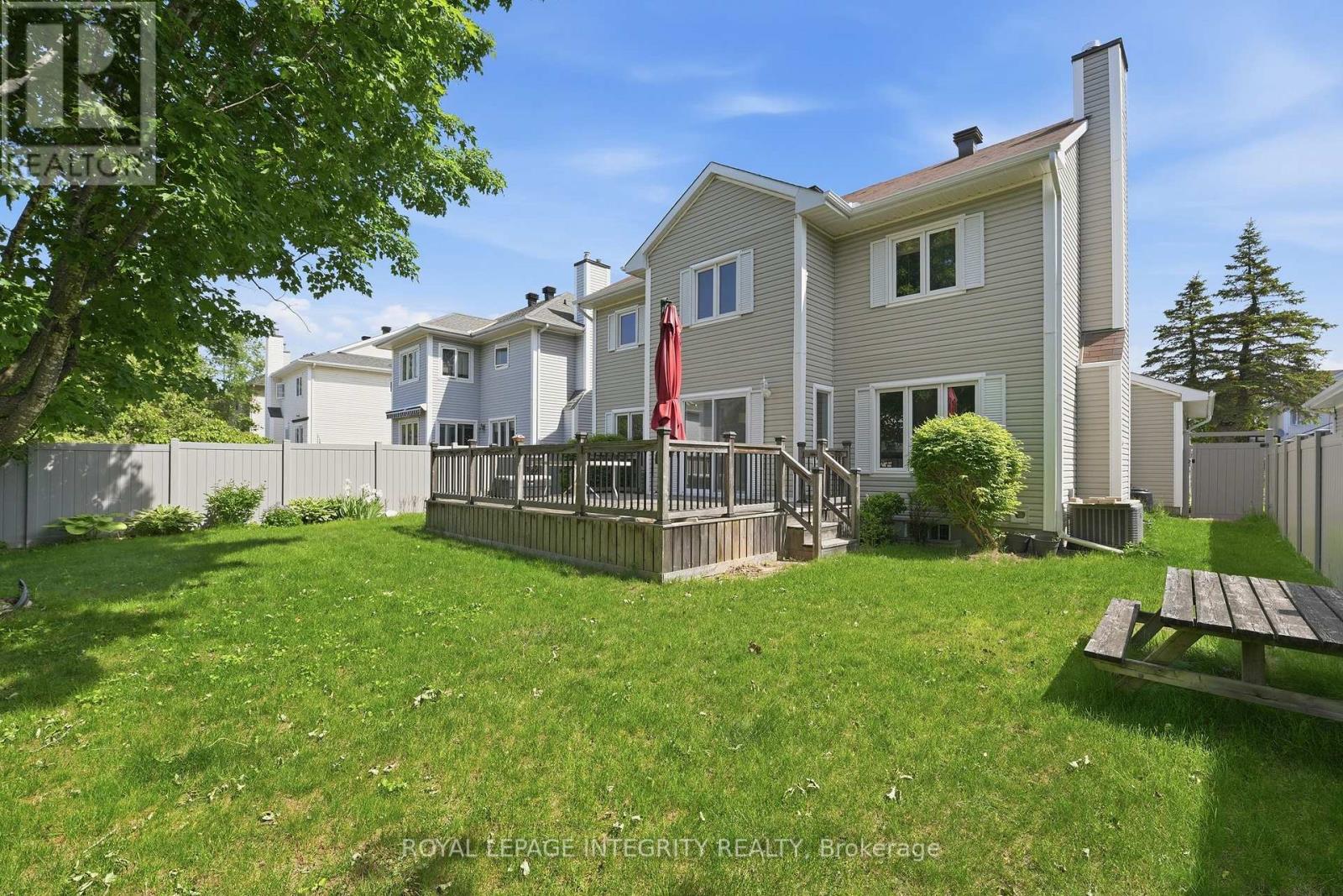 50 BRAMBLE WOOD CRESCENT - 31