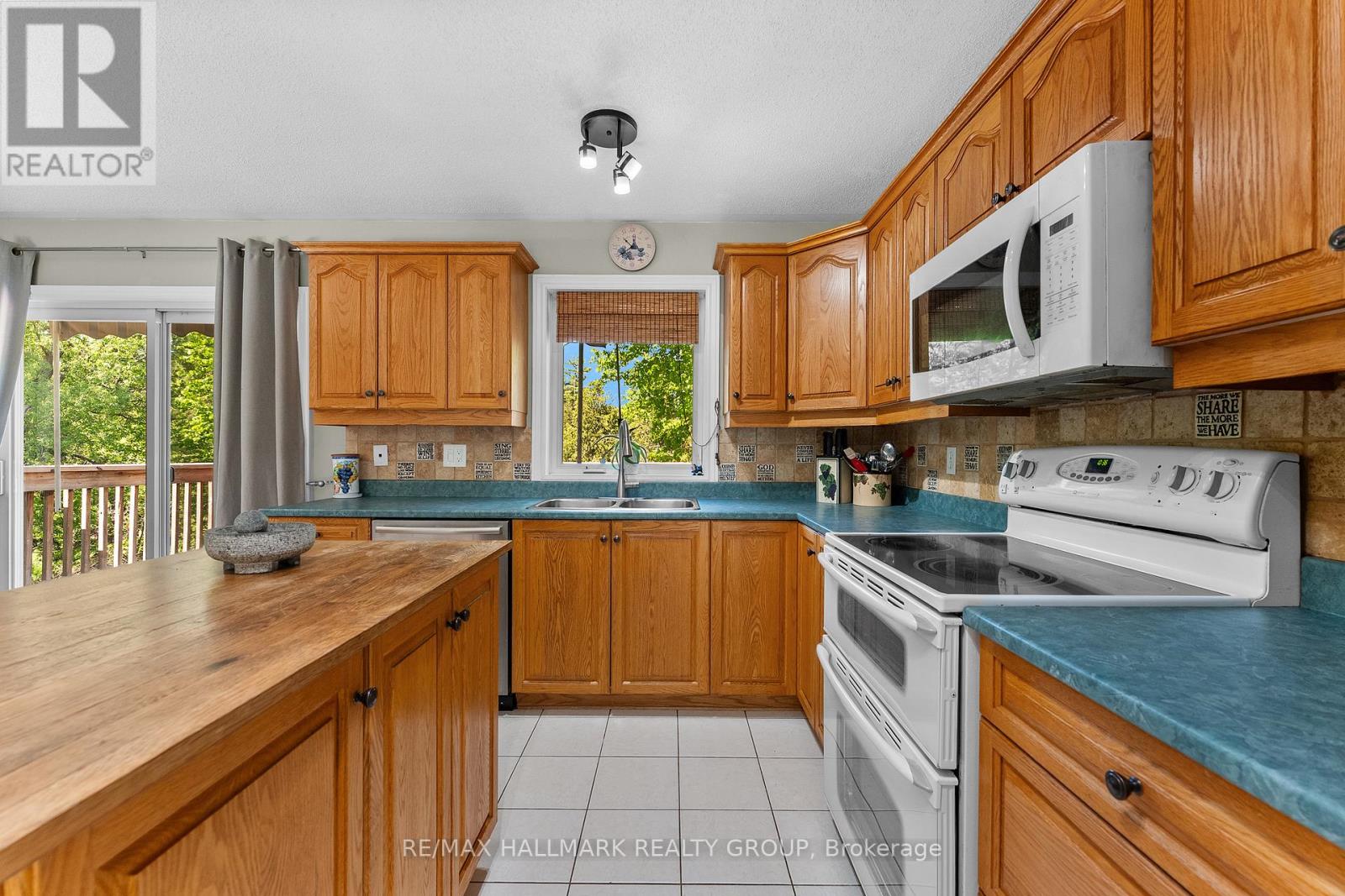184 OLD PAKENHAM ROAD - 14