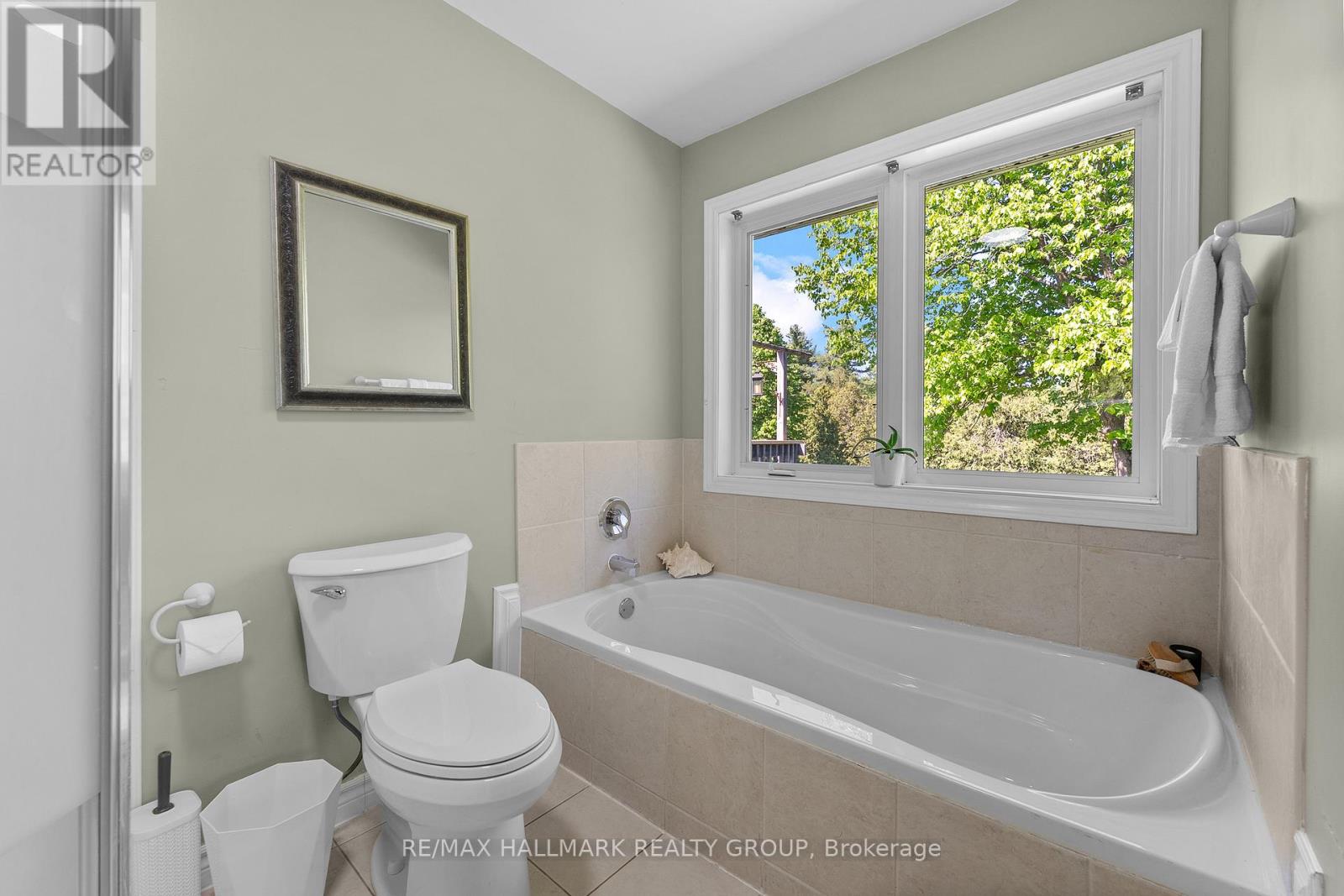 184 OLD PAKENHAM ROAD - 23