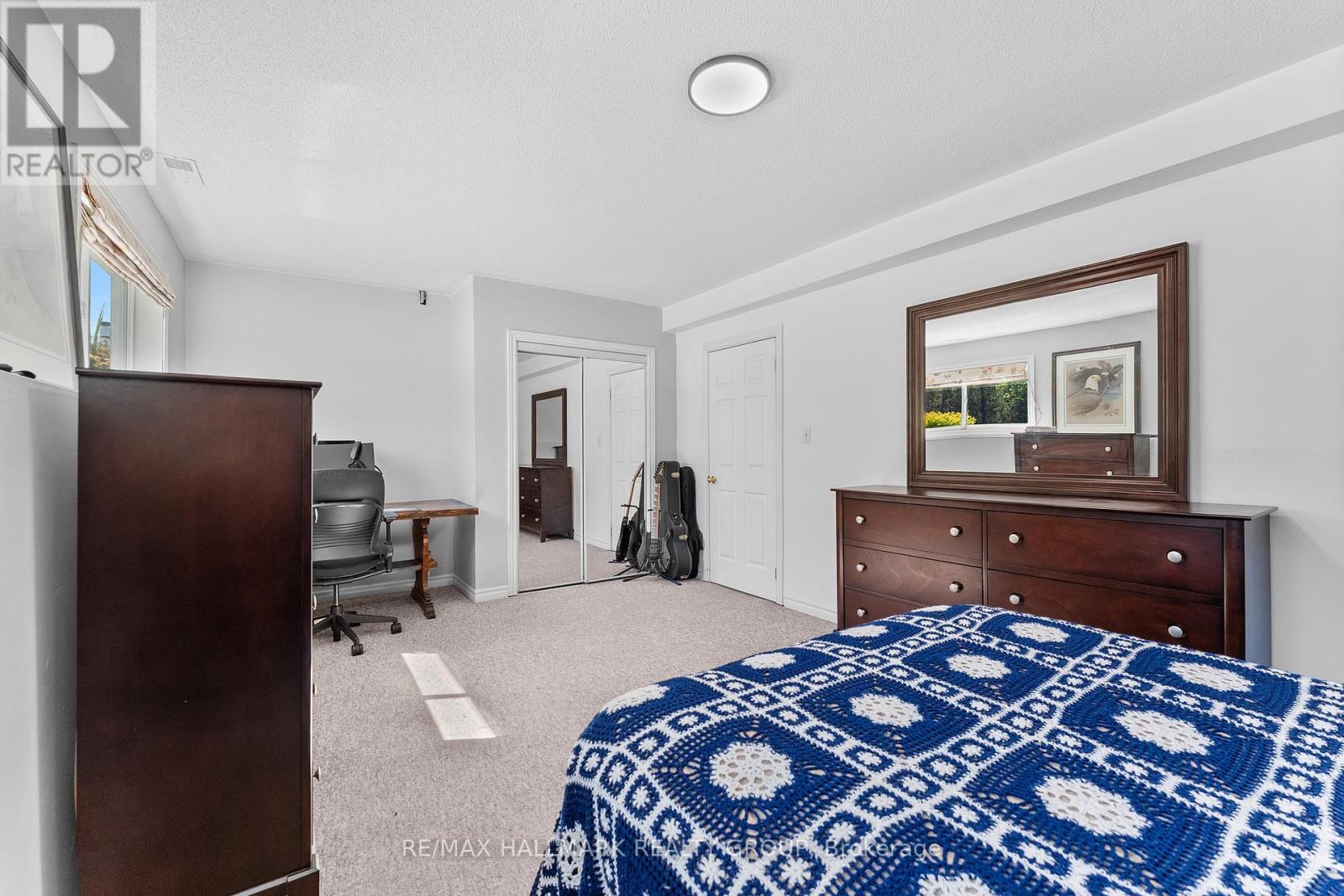184 OLD PAKENHAM ROAD - 26