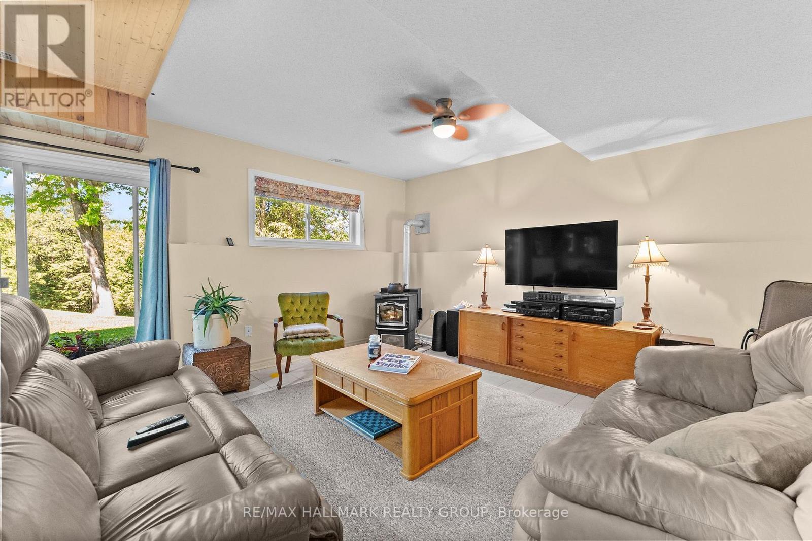 184 OLD PAKENHAM ROAD - 27