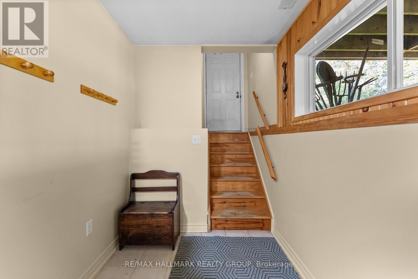 184 OLD PAKENHAM ROAD - 32