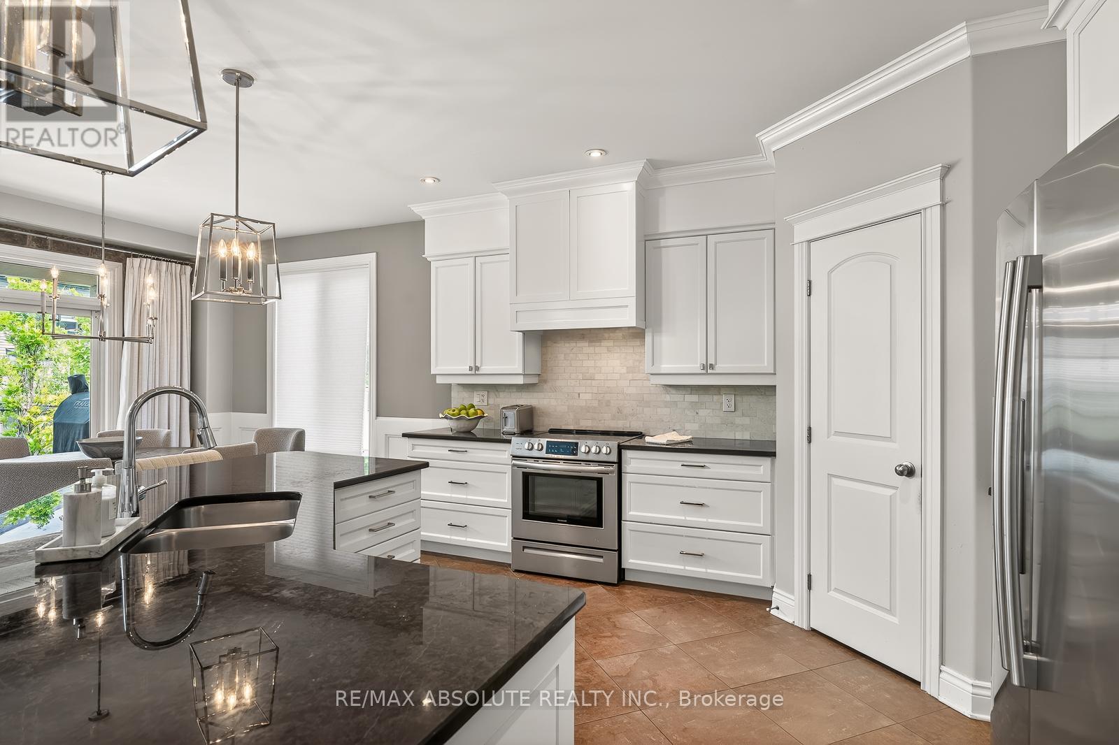 414 LANDSWOOD WAY - 13