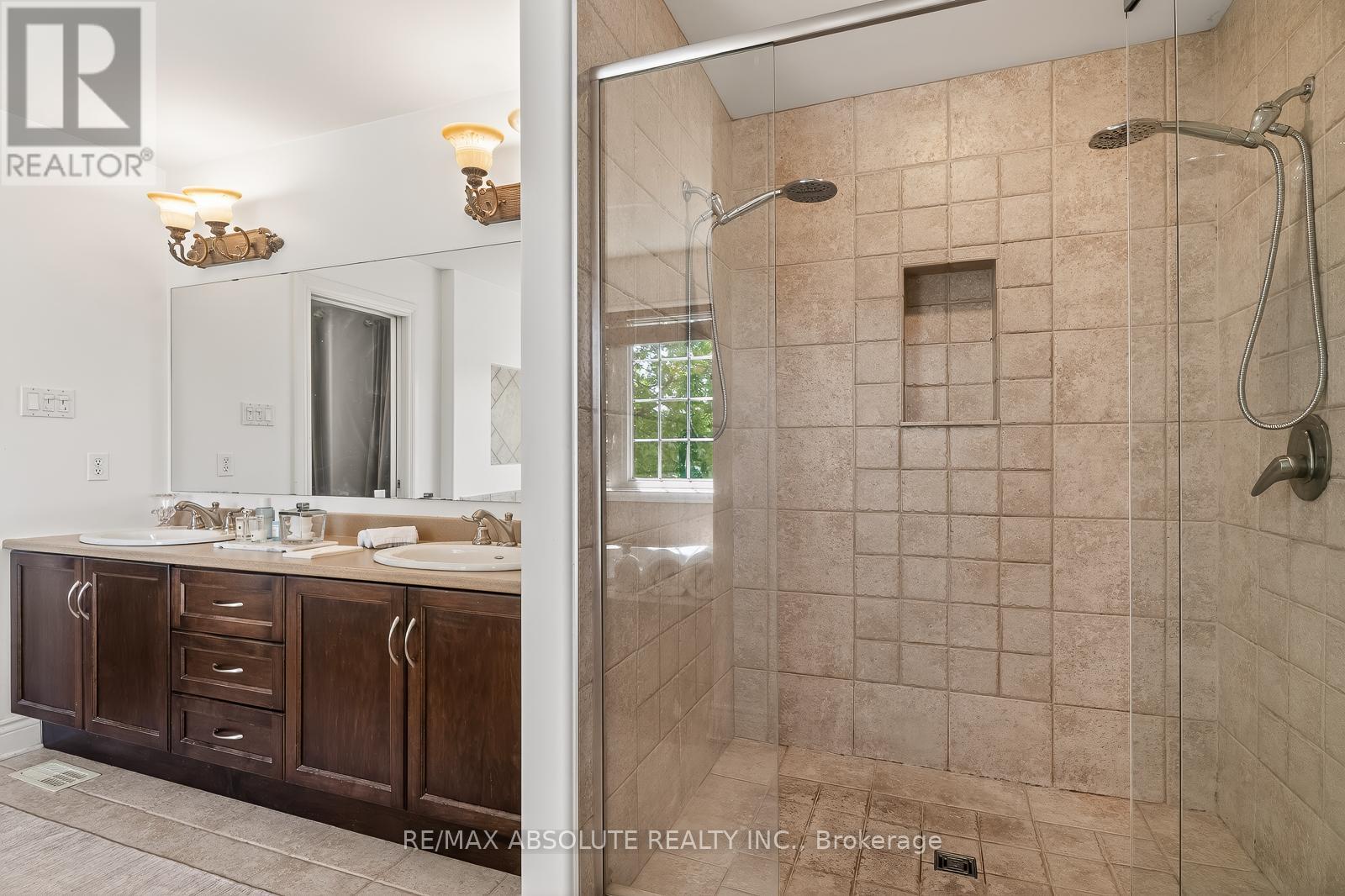414 LANDSWOOD WAY - 33