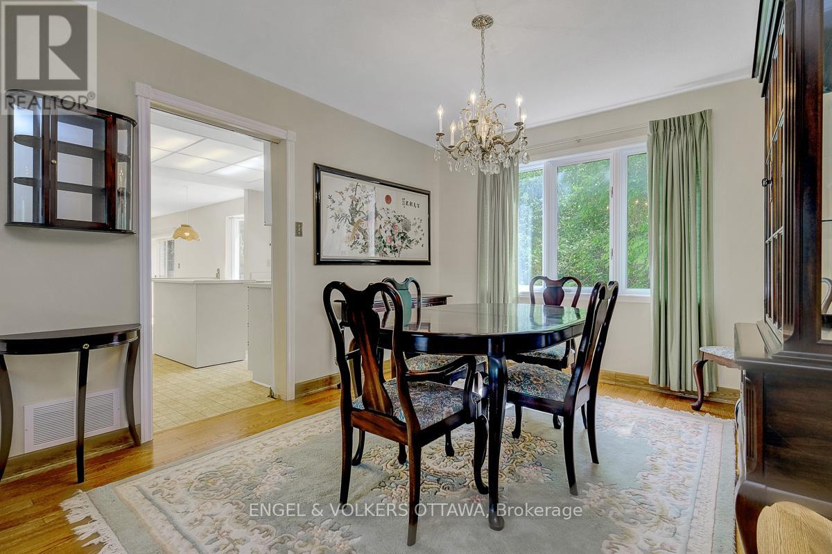 210 CYPRESS COURT - 12