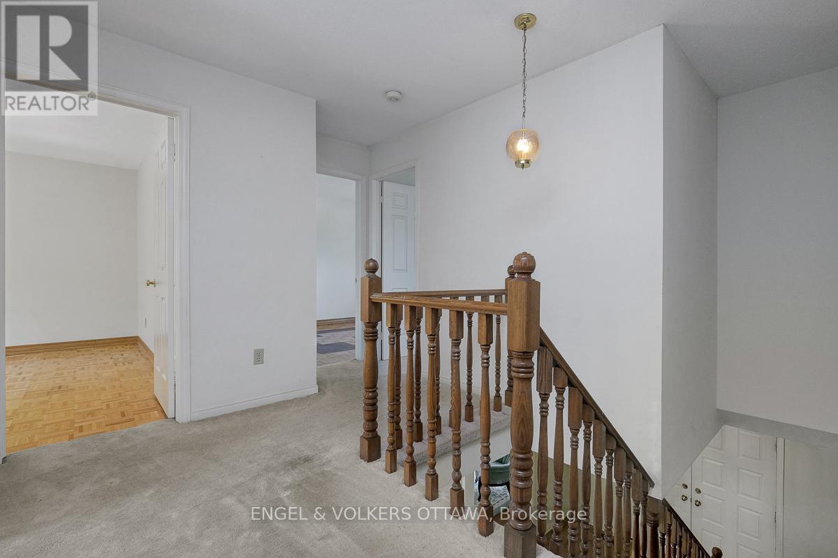 210 CYPRESS COURT - 26