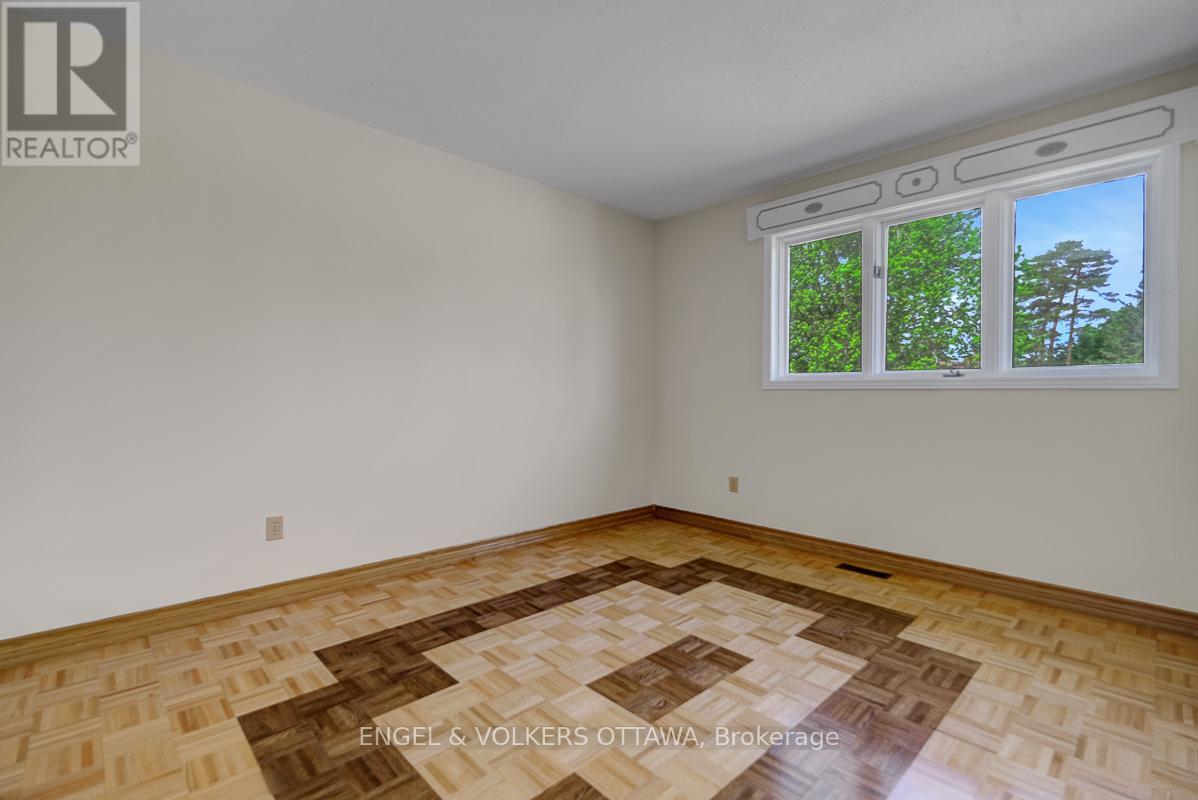210 CYPRESS COURT - 34