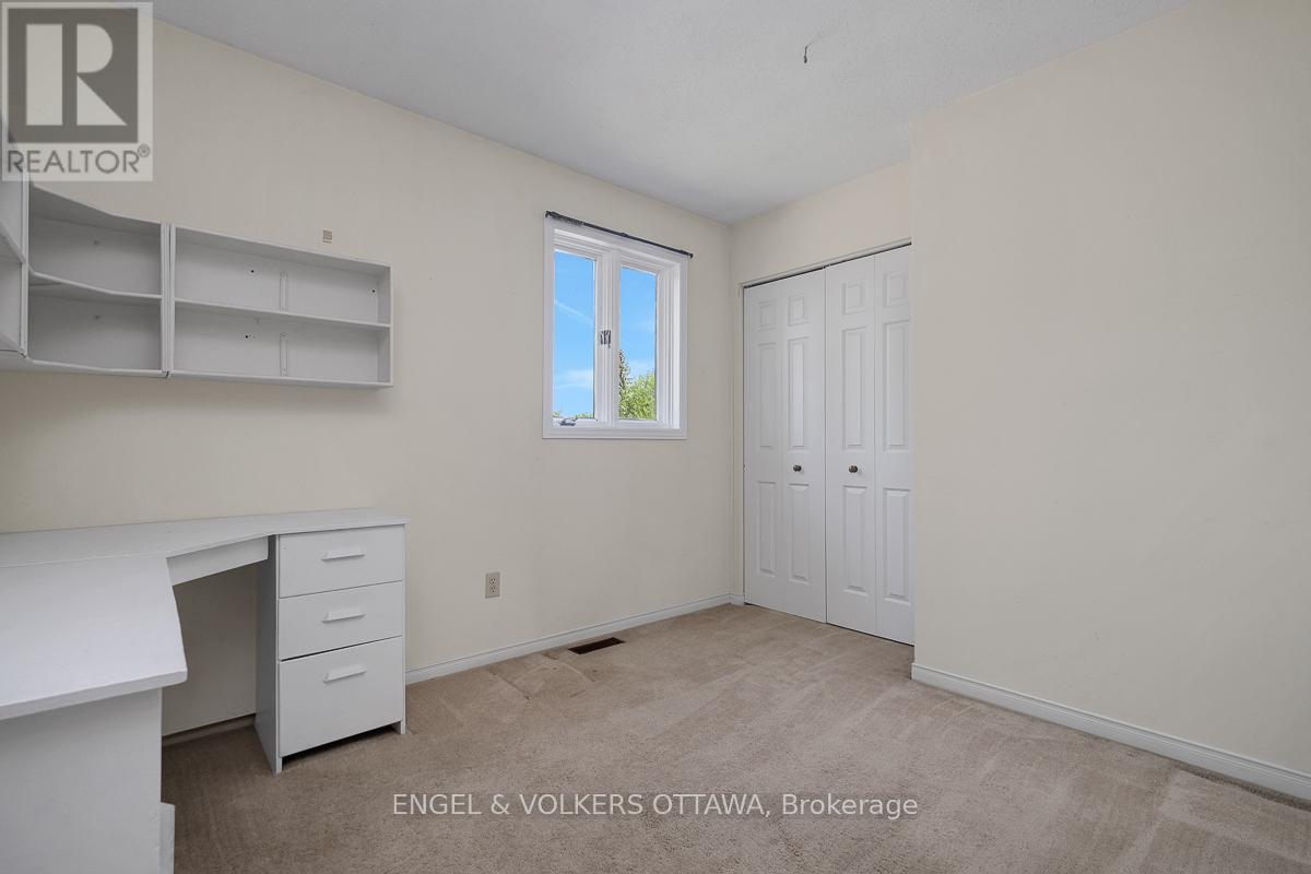 210 CYPRESS COURT - 36