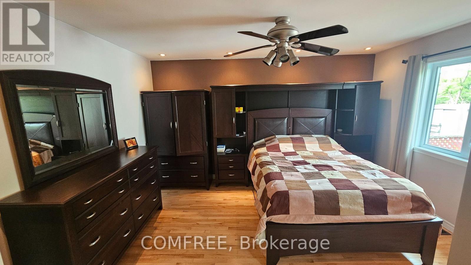 410 MARC ANDRE STREET - 11