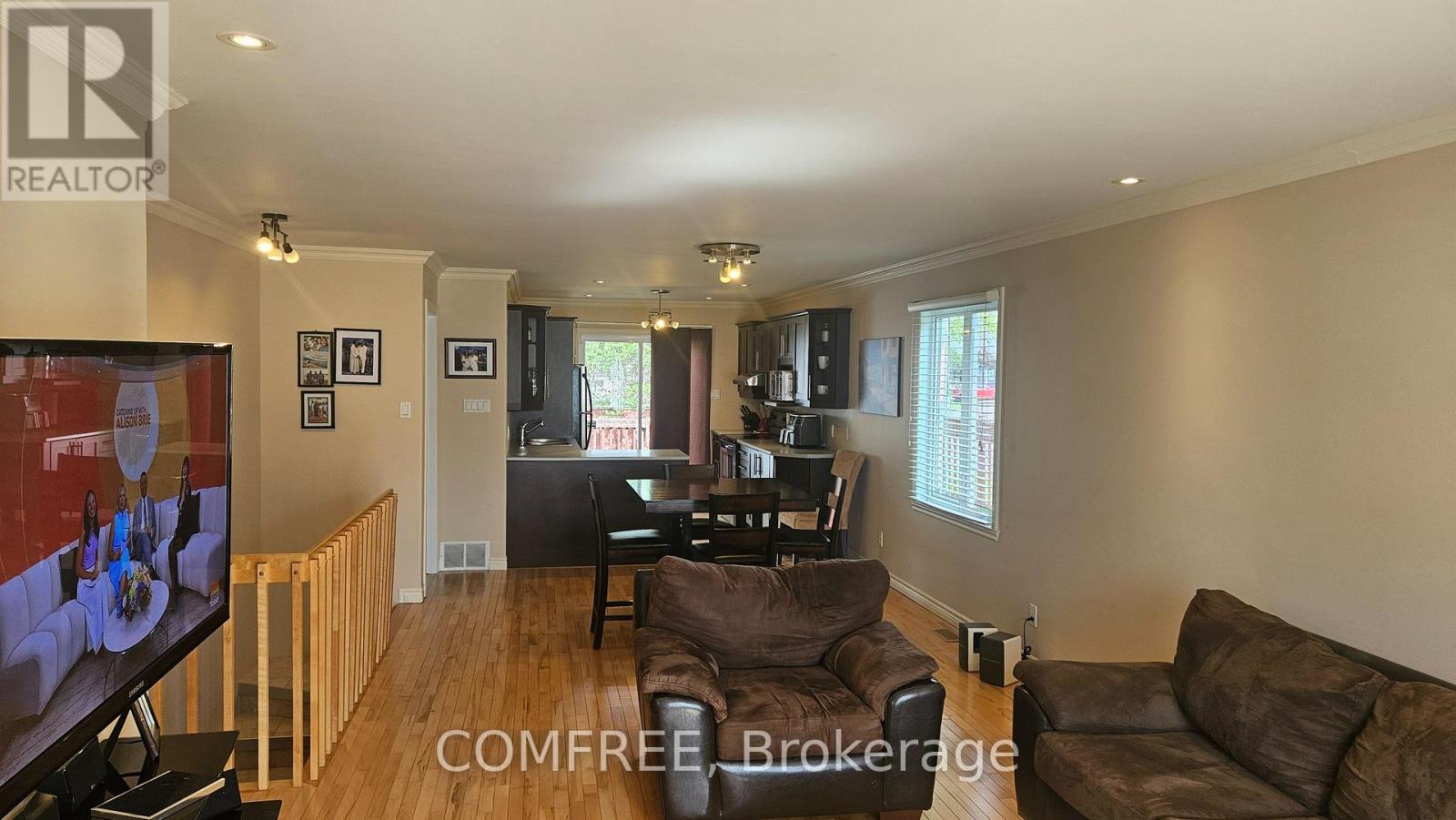 410 MARC ANDRE STREET - 3