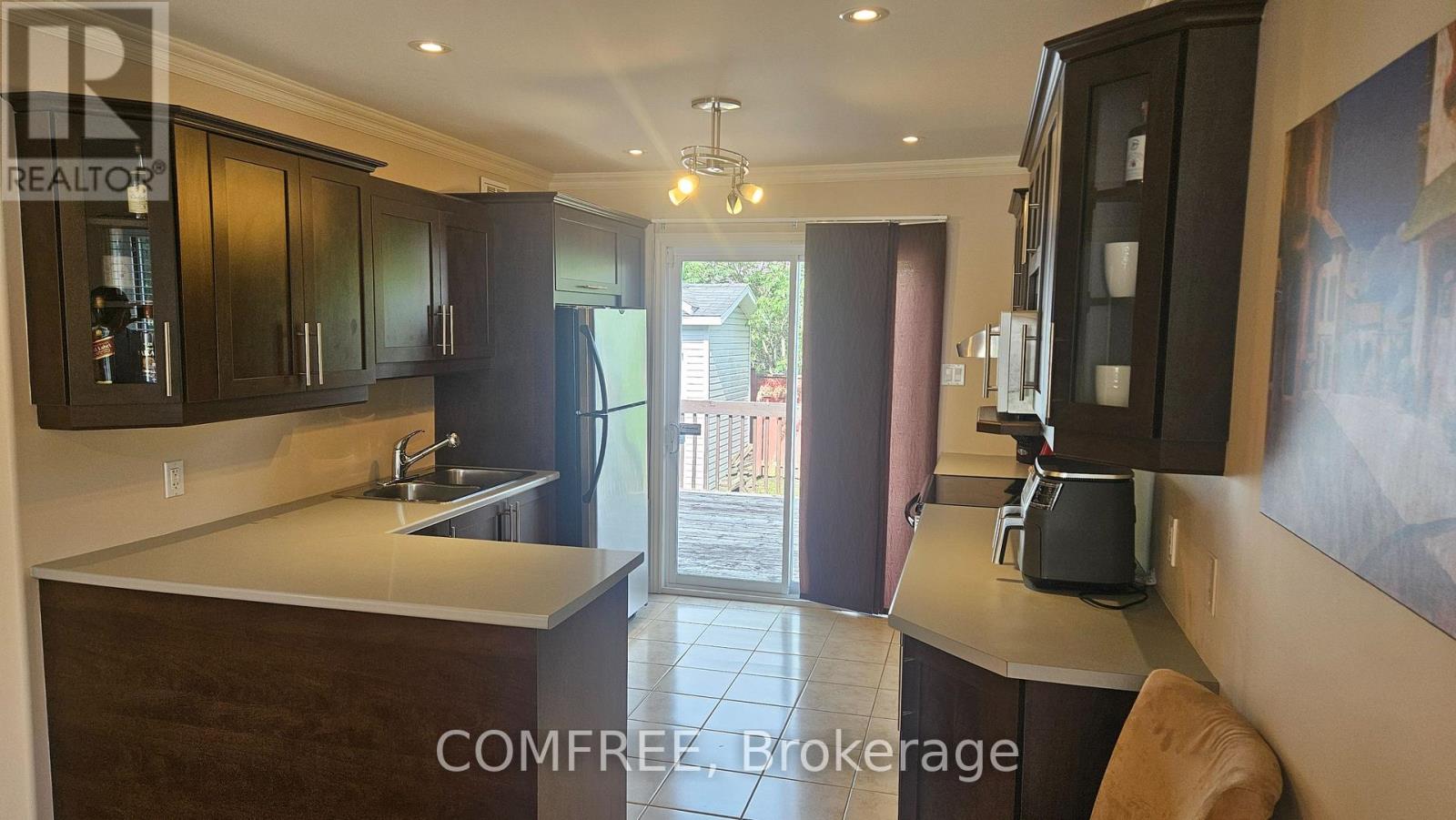 410 MARC ANDRE STREET - 5