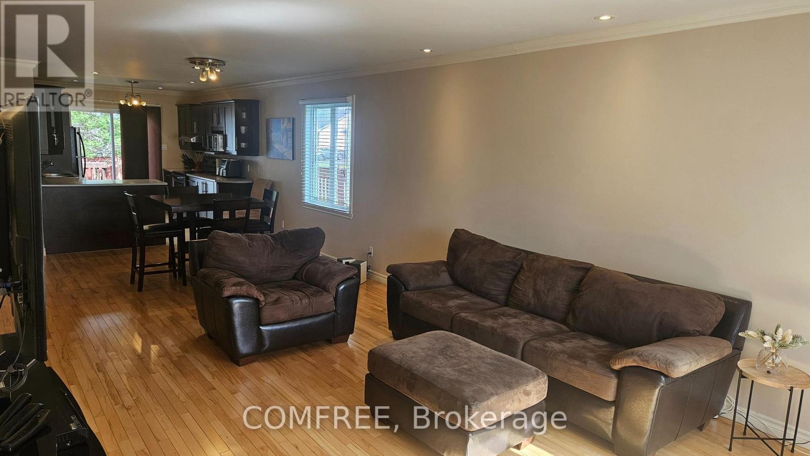 410 MARC ANDRE STREET - 6