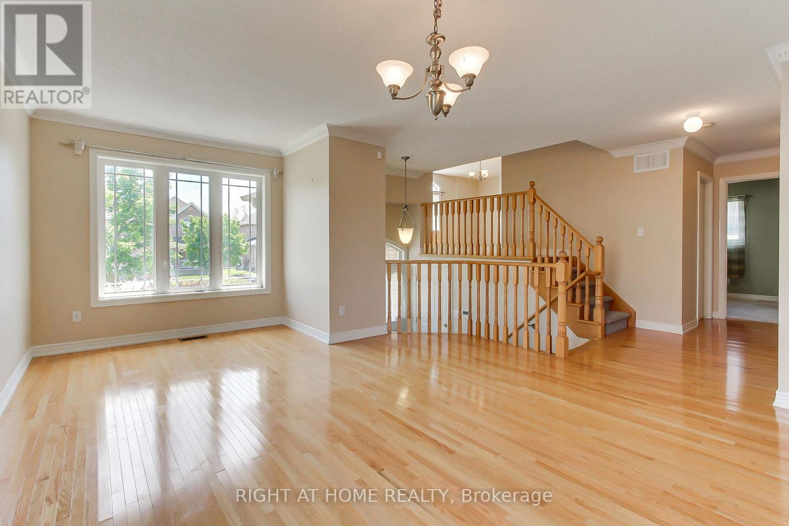 50 DOVEDALE DRIVE - 11