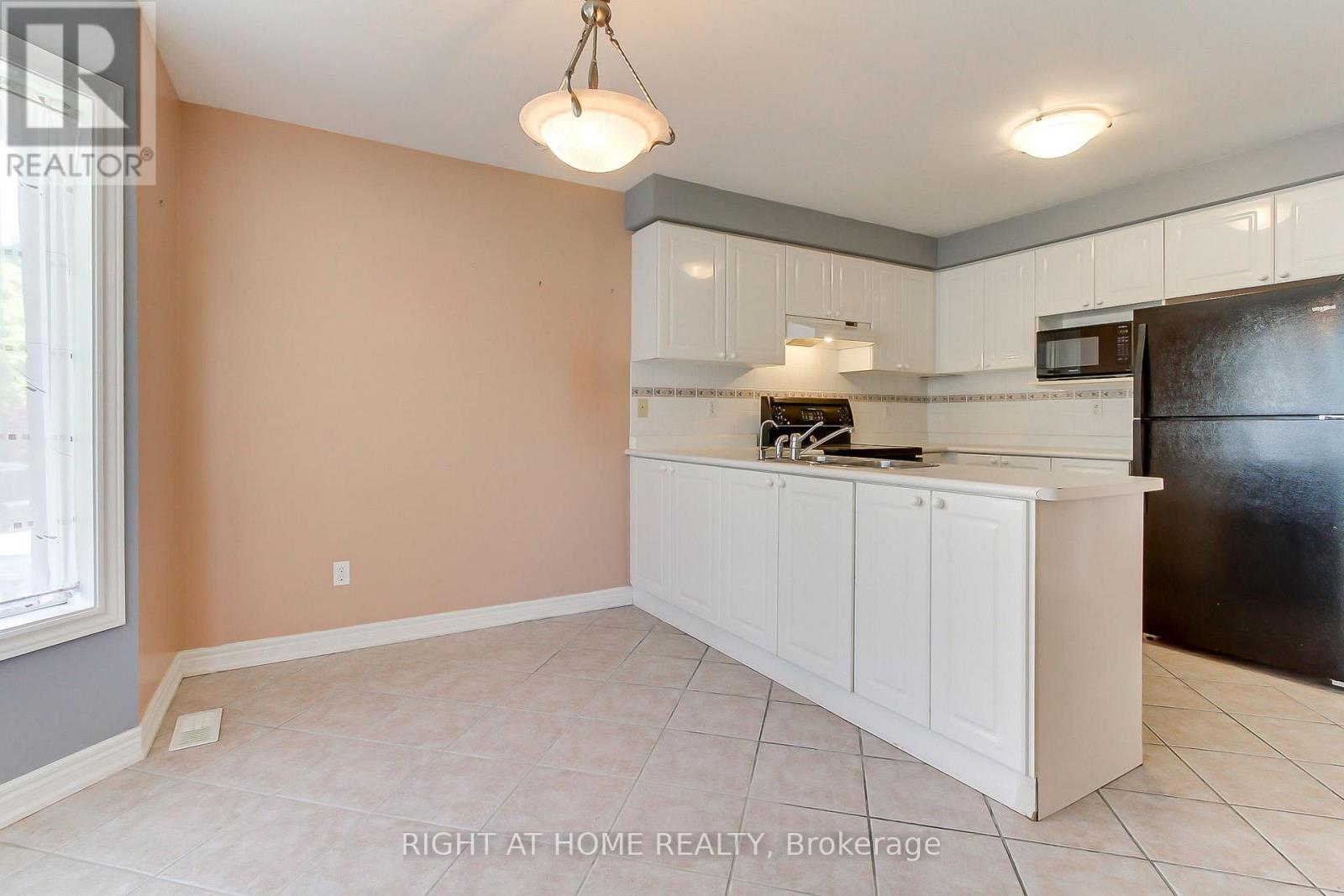 50 DOVEDALE DRIVE - 19