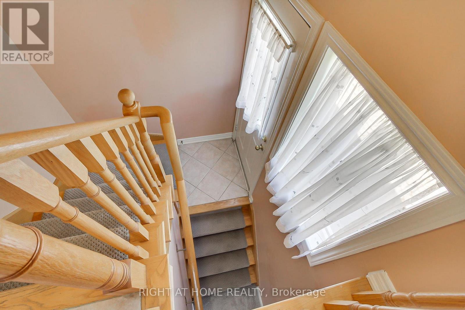 50 DOVEDALE DRIVE - 22