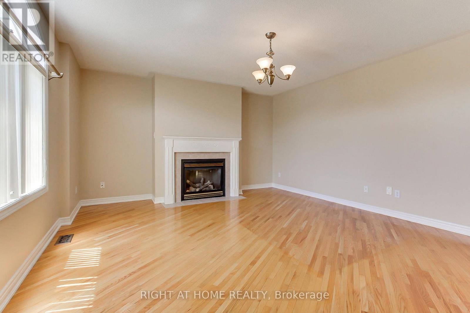 50 DOVEDALE DRIVE - 24