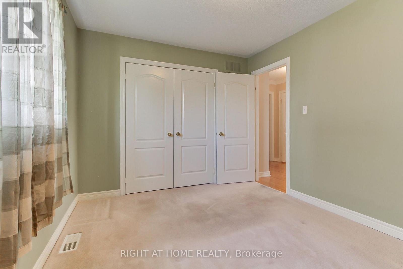 50 DOVEDALE DRIVE - 34