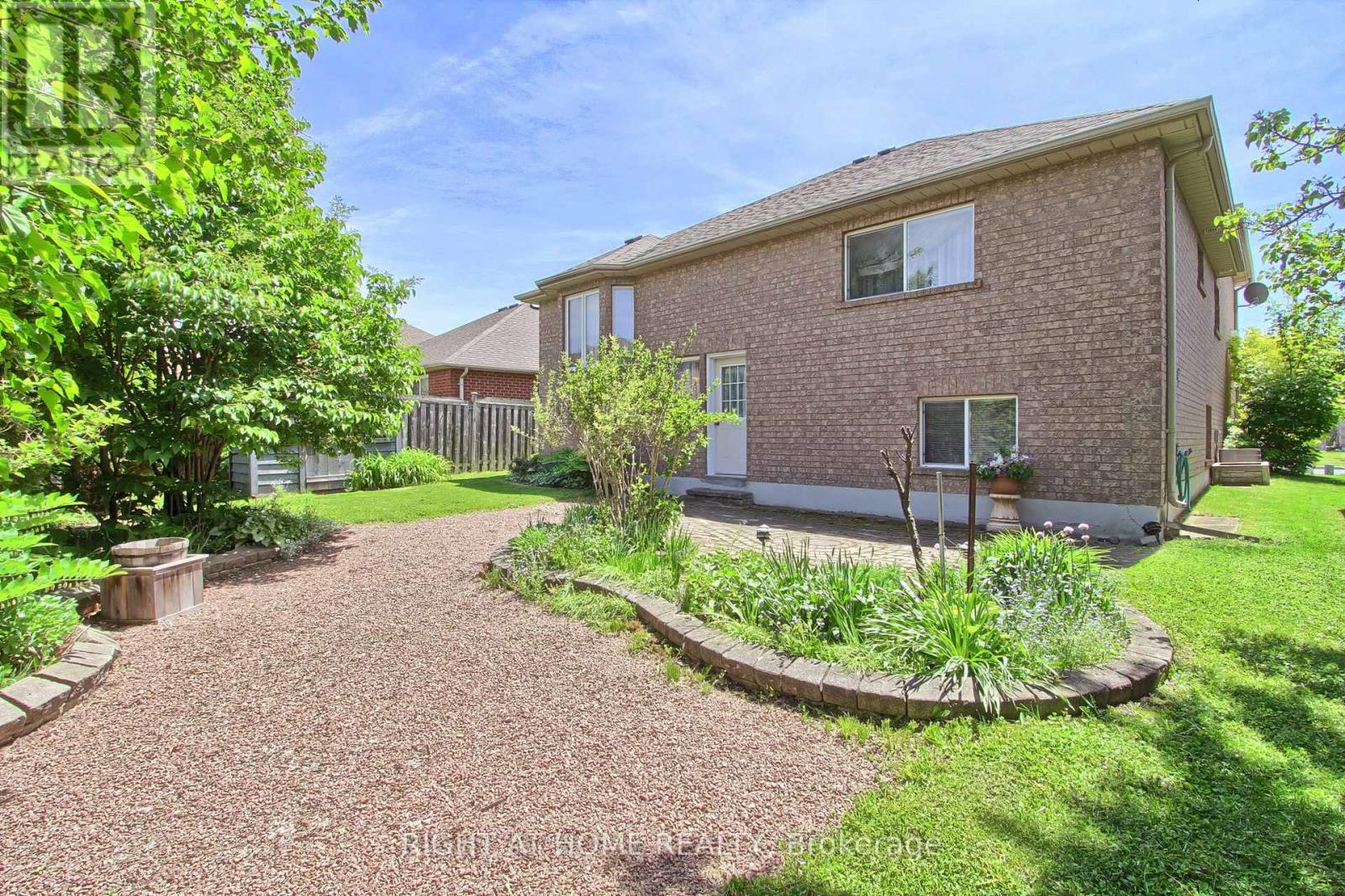 50 DOVEDALE DRIVE - 48