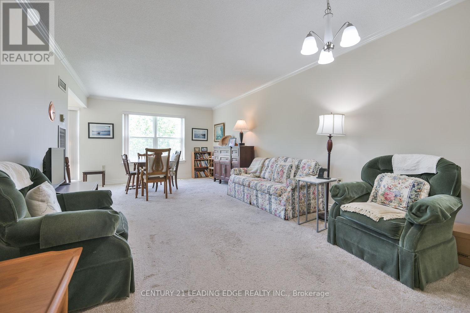 #232 100 ANNA RUSSELL WAY - 10
