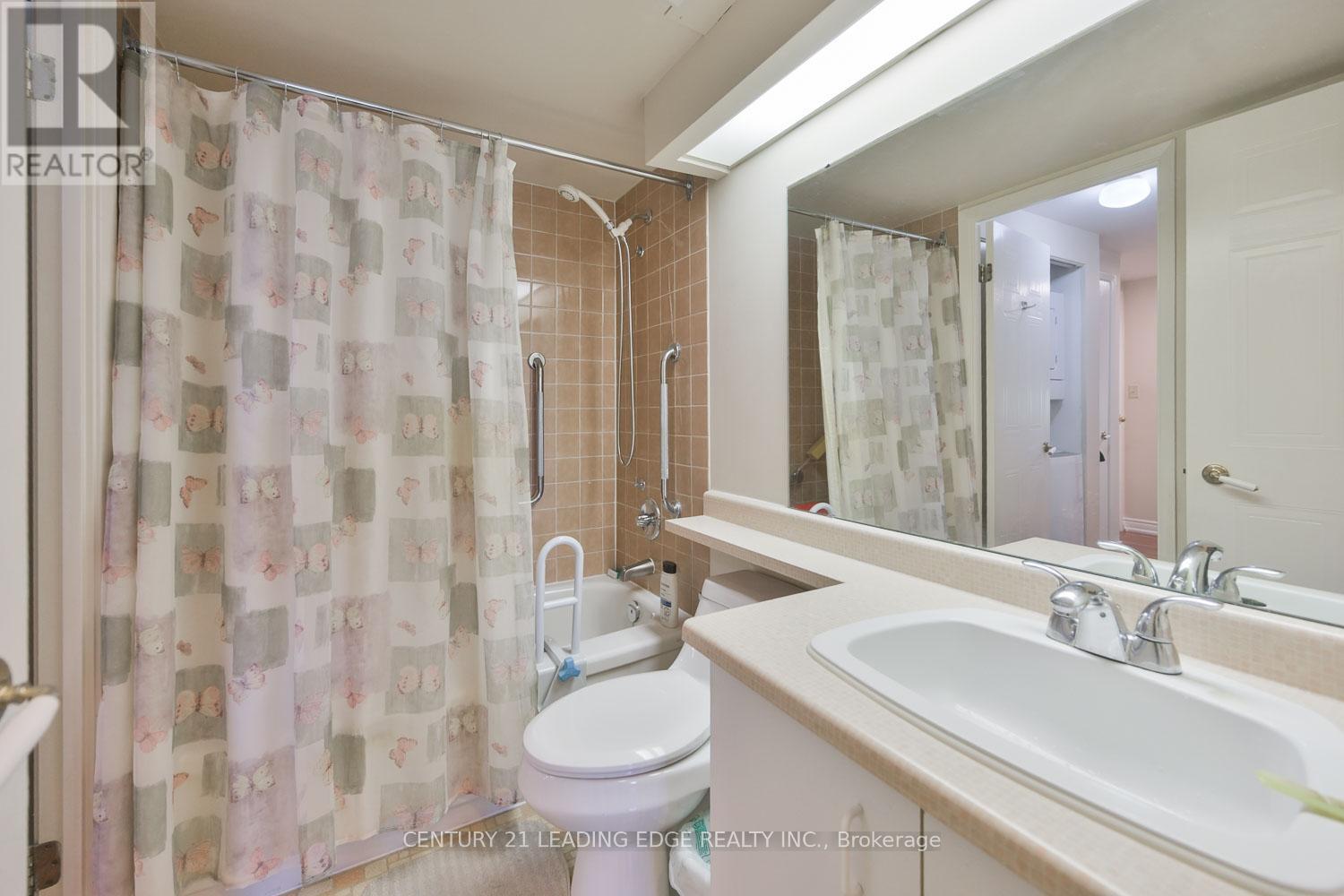#232 100 ANNA RUSSELL WAY - 21