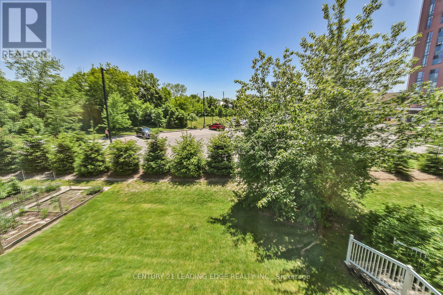 #232 100 ANNA RUSSELL WAY - 25