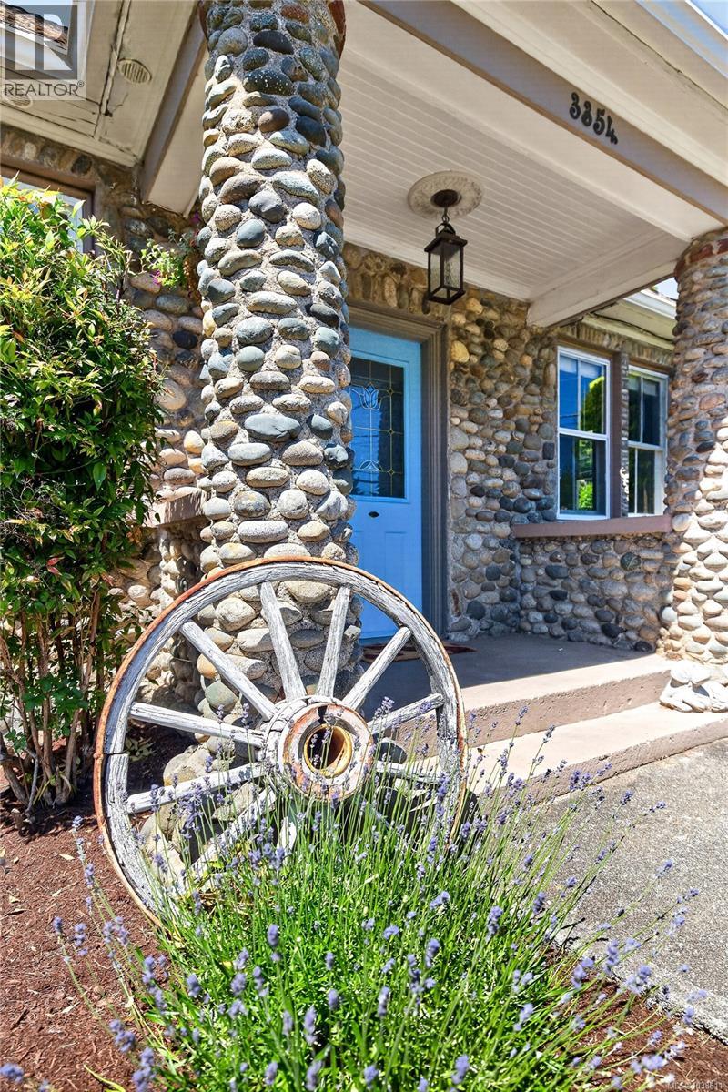  3354 Wishart Road, Colwood