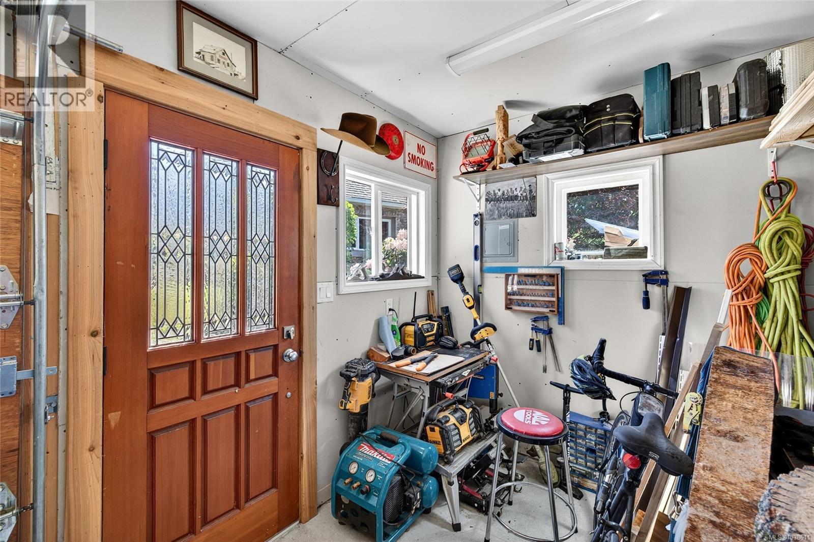 3354 Wishart Rd - 46