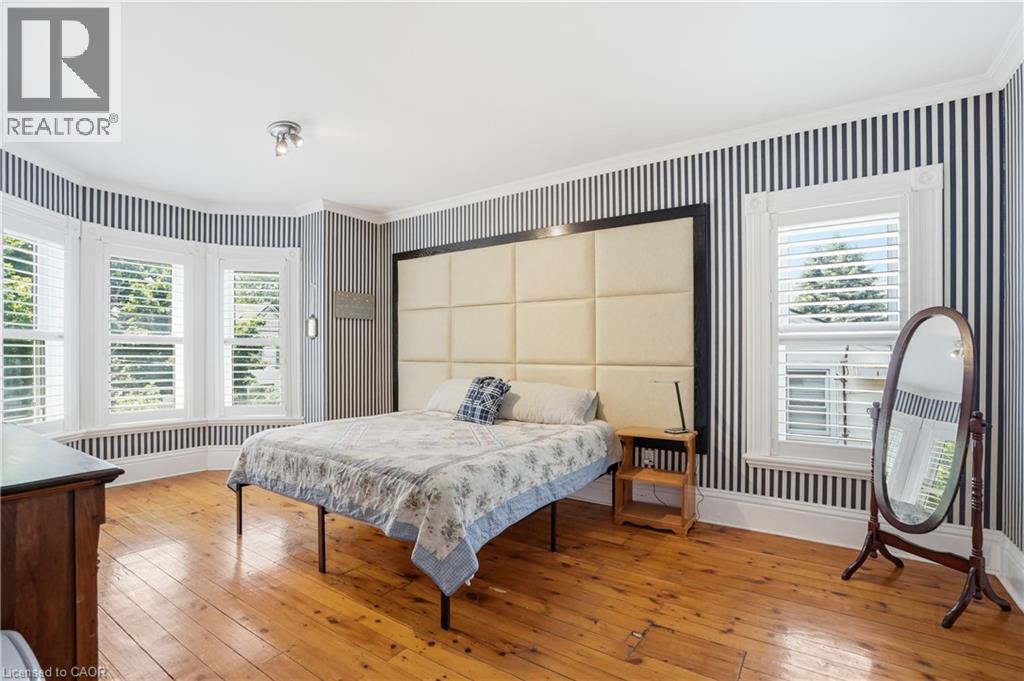 86 OAK Street - 10