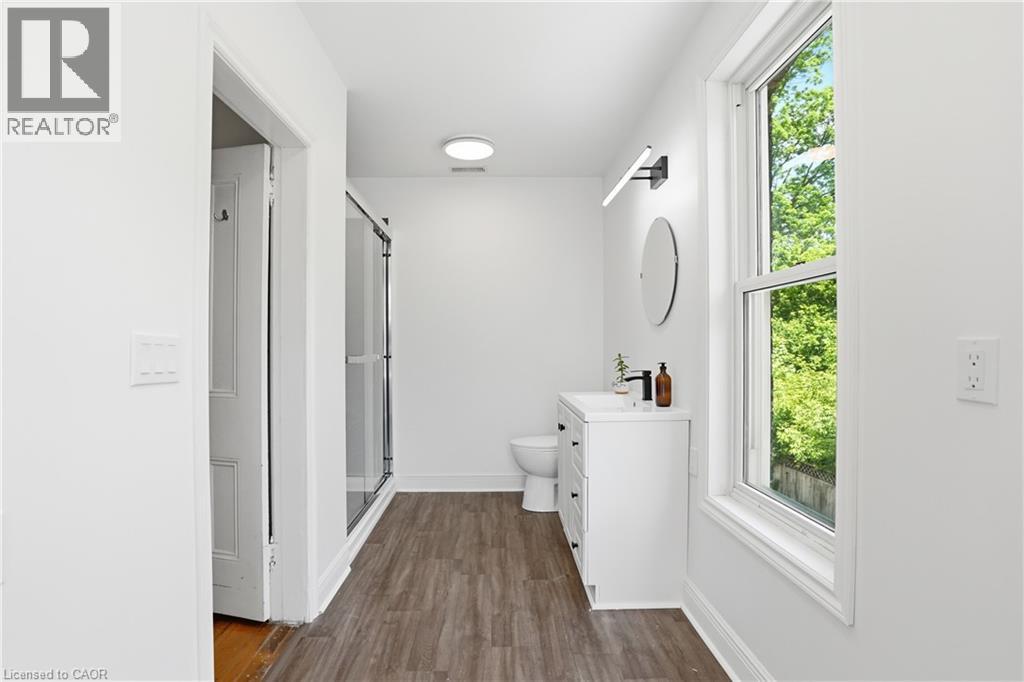 86 OAK Street - 12