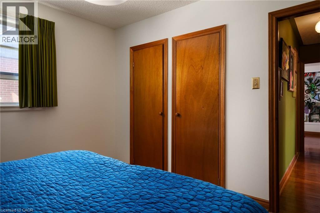 141 ROTHSAY Avenue - 25