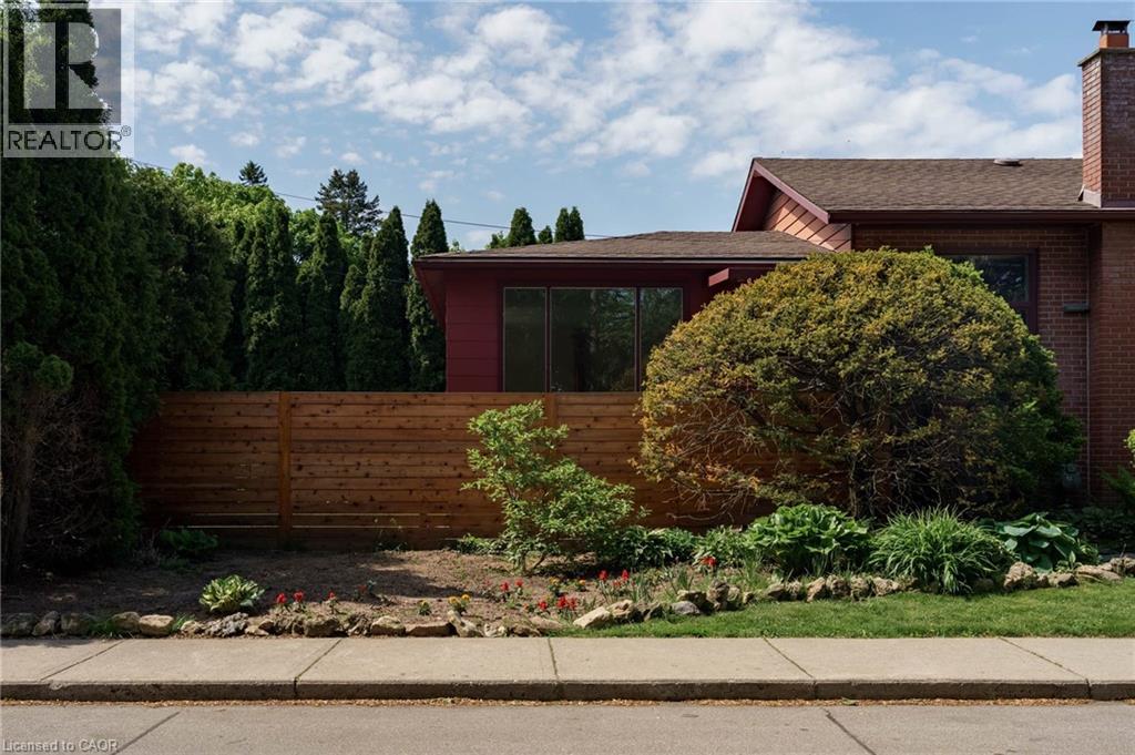 141 ROTHSAY Avenue - 42