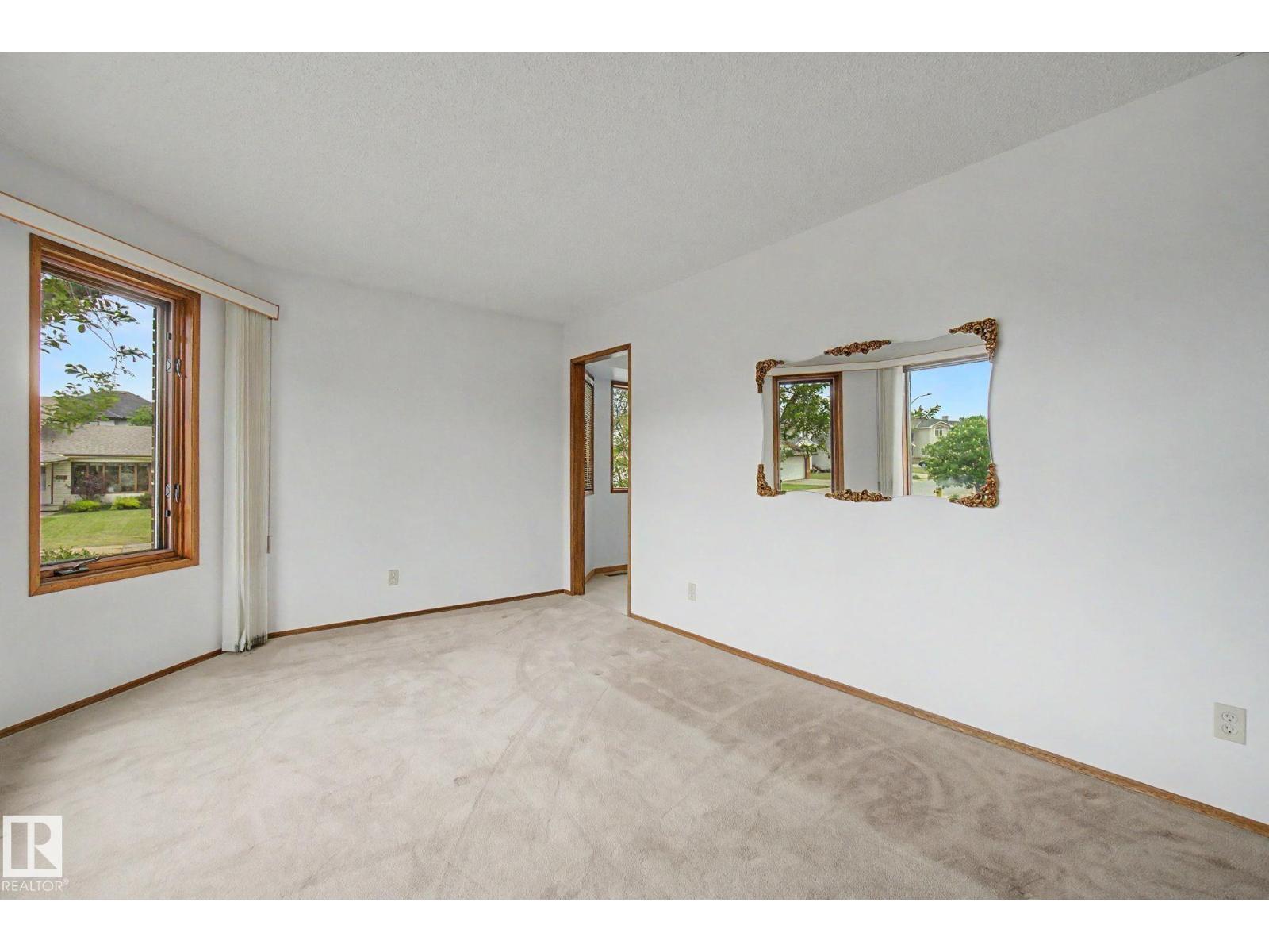 2907 49 ST NW - 10