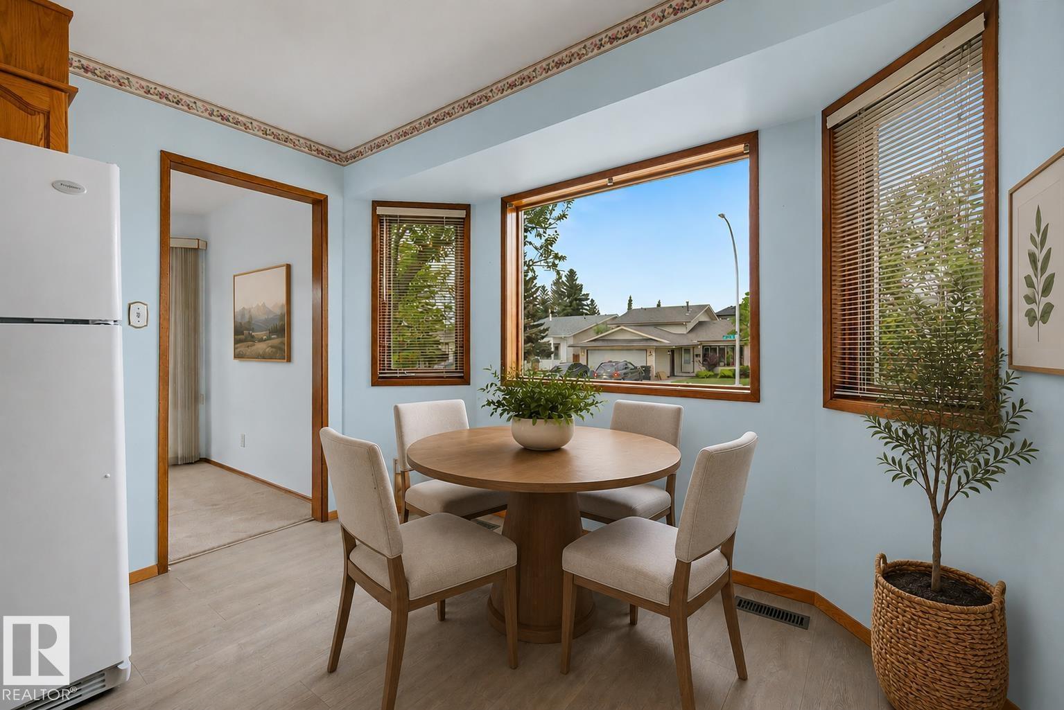 2907 49 ST NW - 23