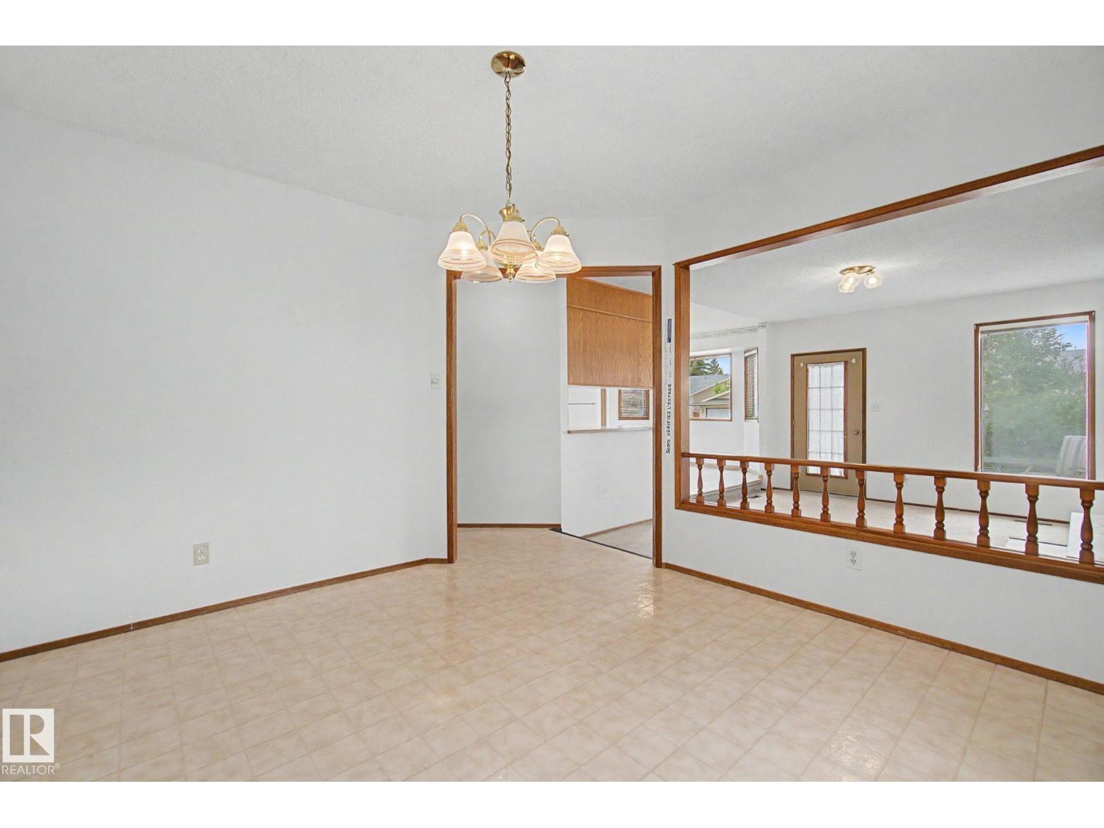 2907 49 ST NW - 27
