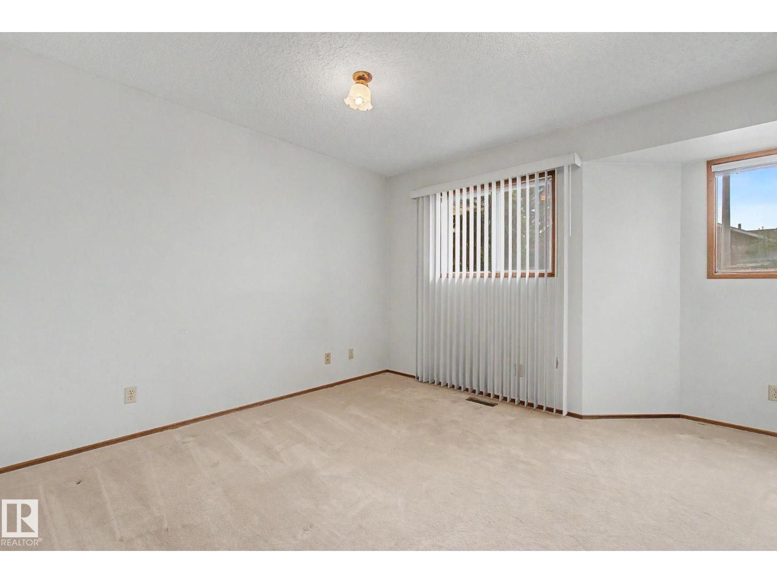 2907 49 ST NW - 35