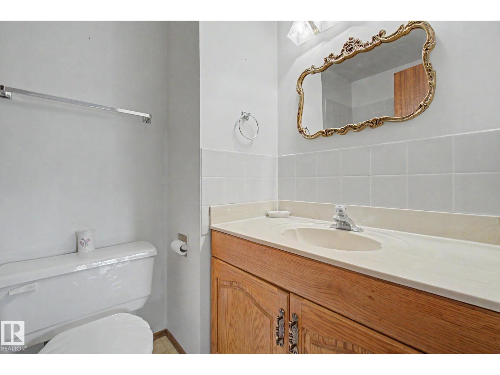2907 49 ST NW - 40