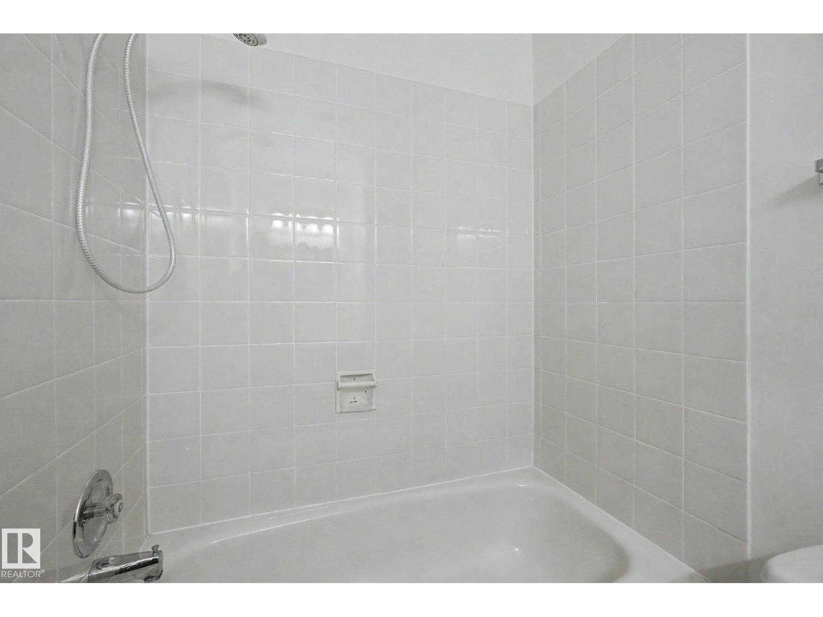 2907 49 ST NW - 41