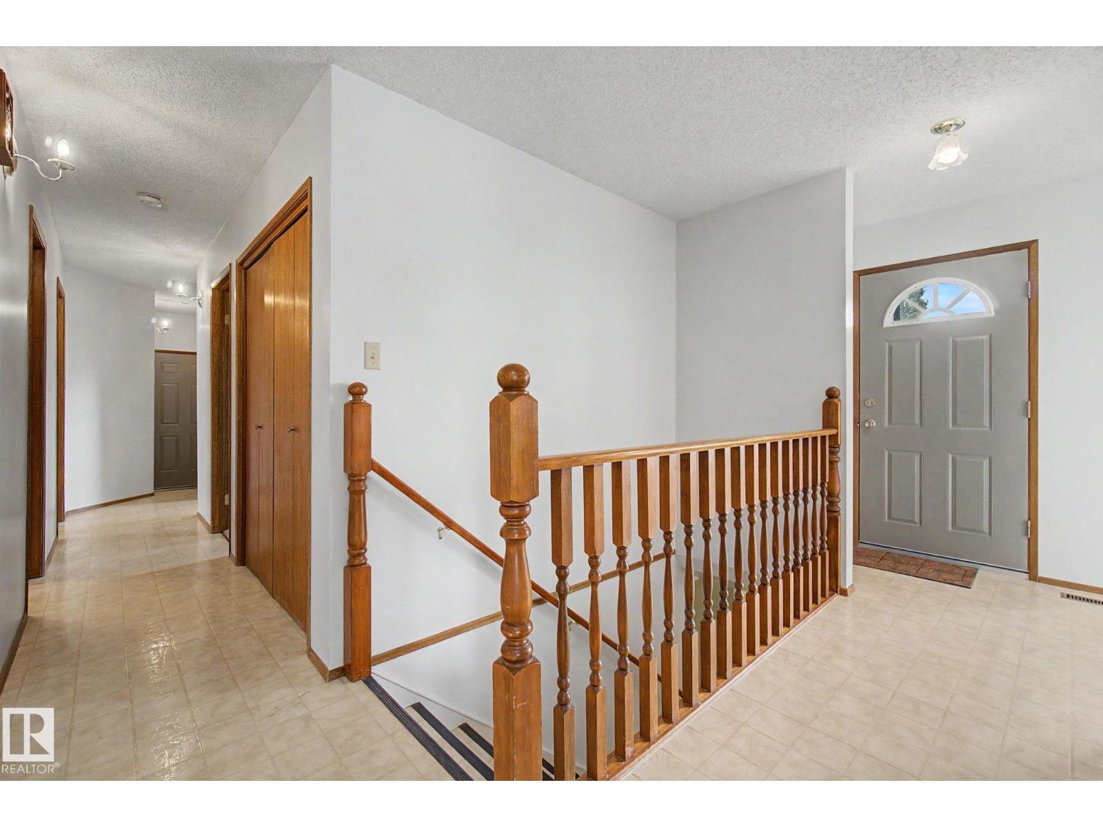 2907 49 ST NW - 5