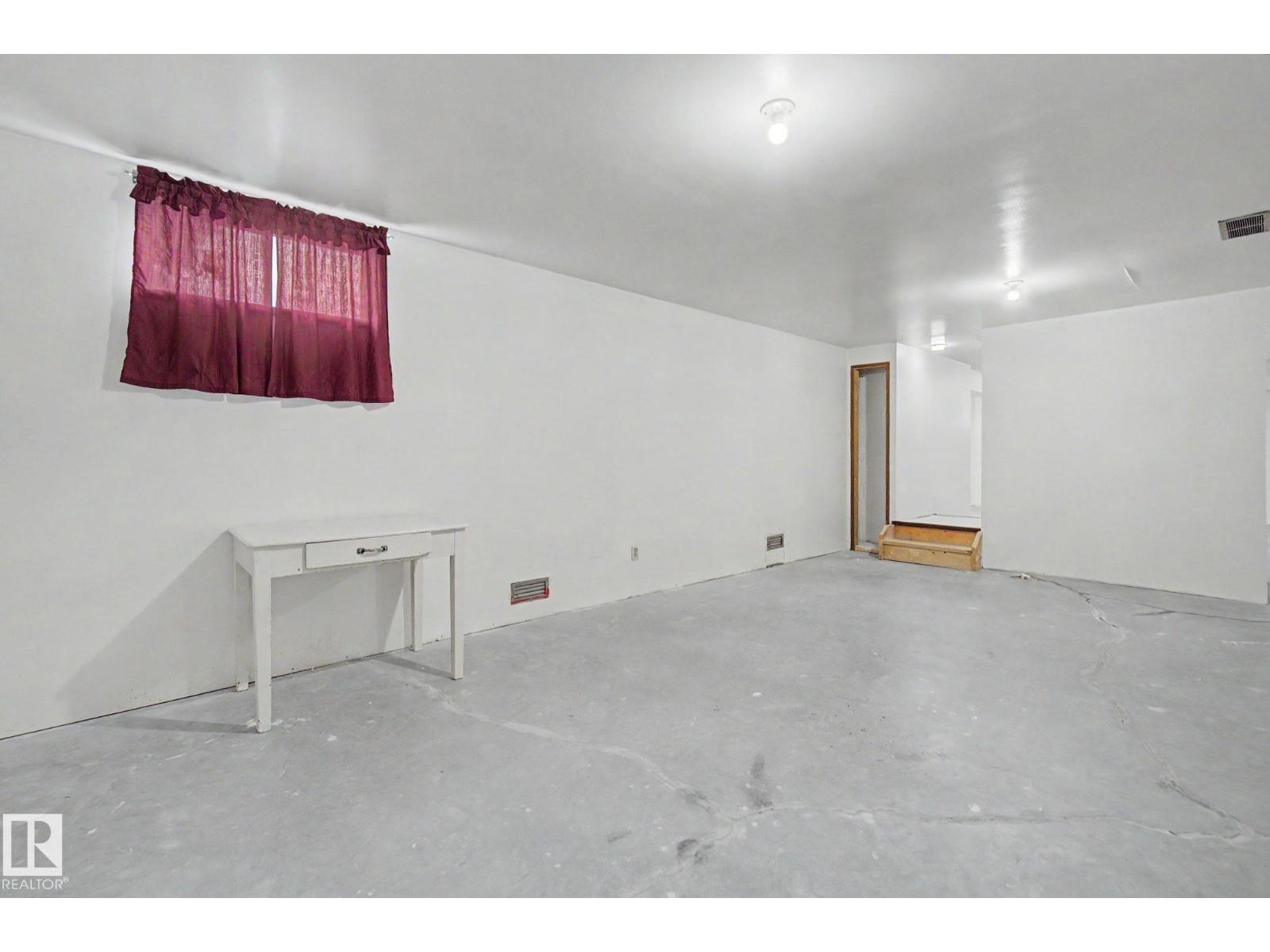 2907 49 ST NW - 51
