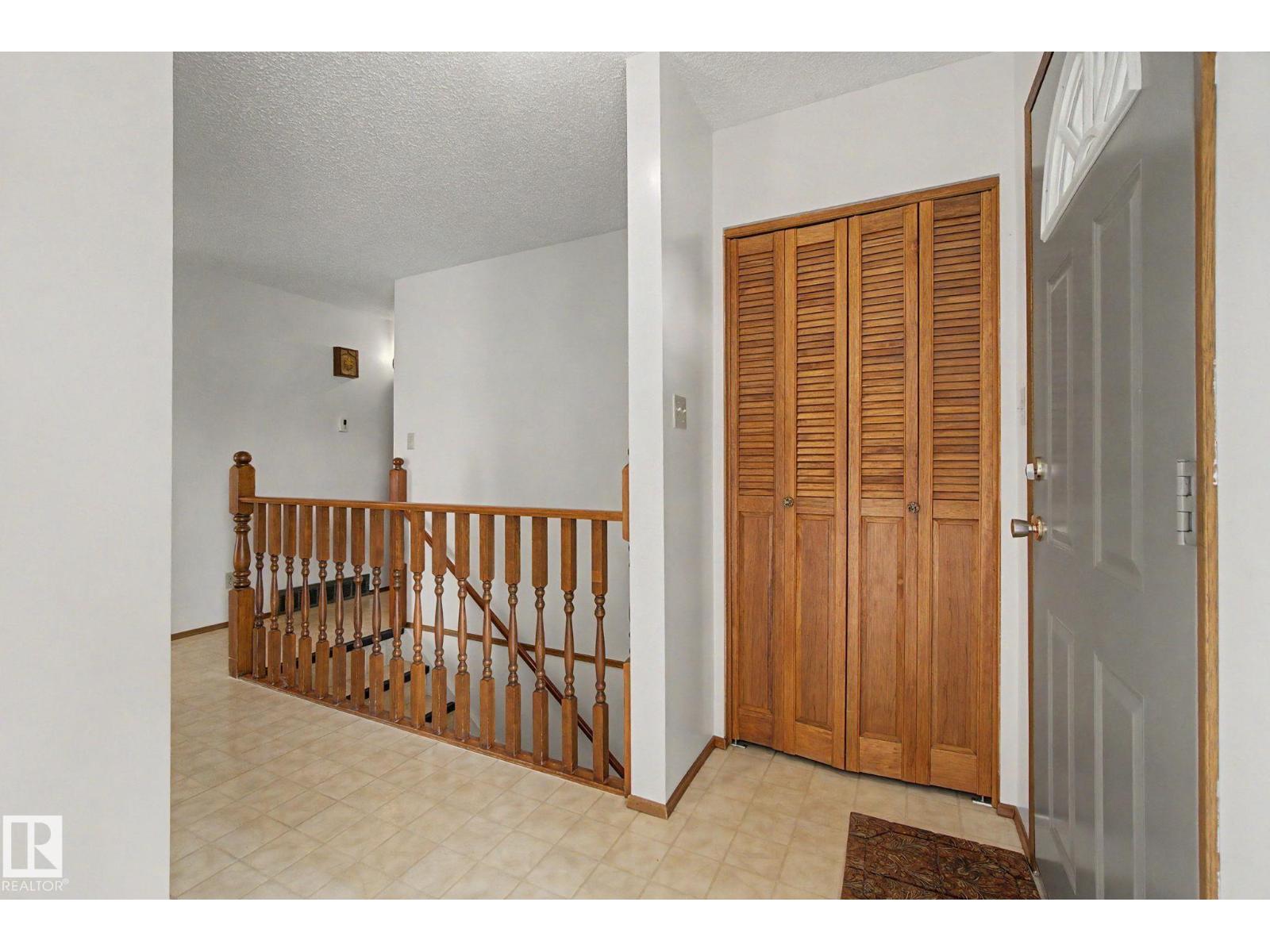 2907 49 ST NW - 6