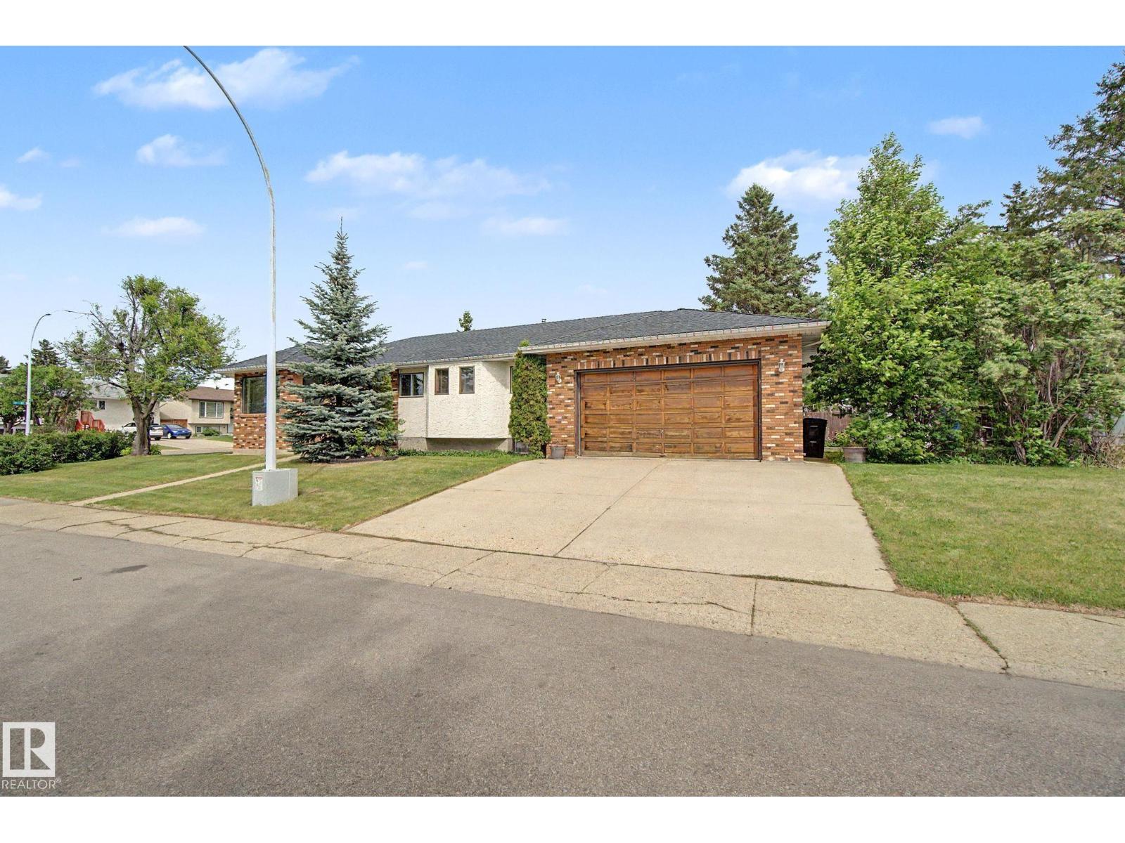 2907 49 ST NW - 64