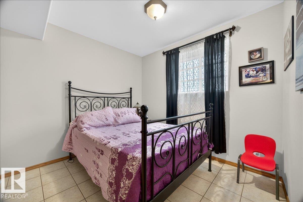 5108 138A AV NW - 32