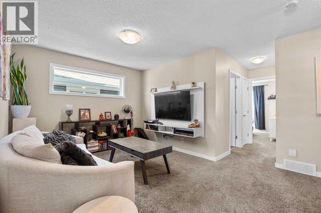 534 River Heights Crescent - 31