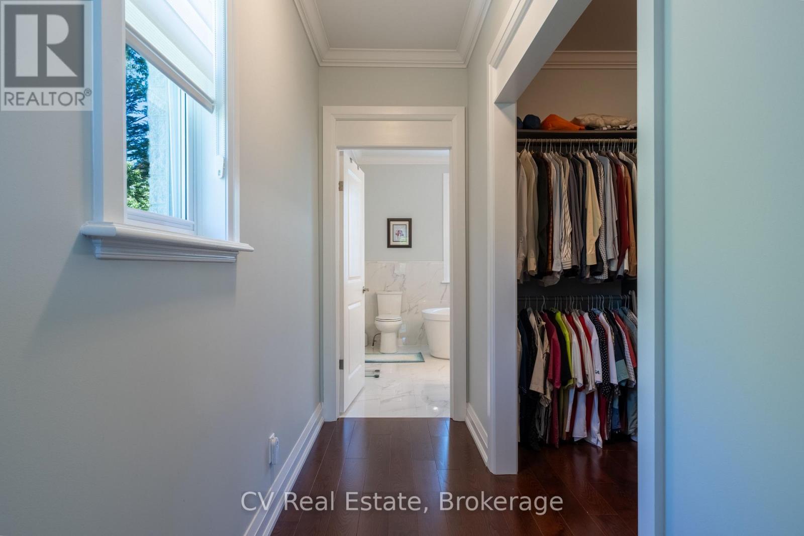 180 ST. EDMUNDS CRESCENT - 17