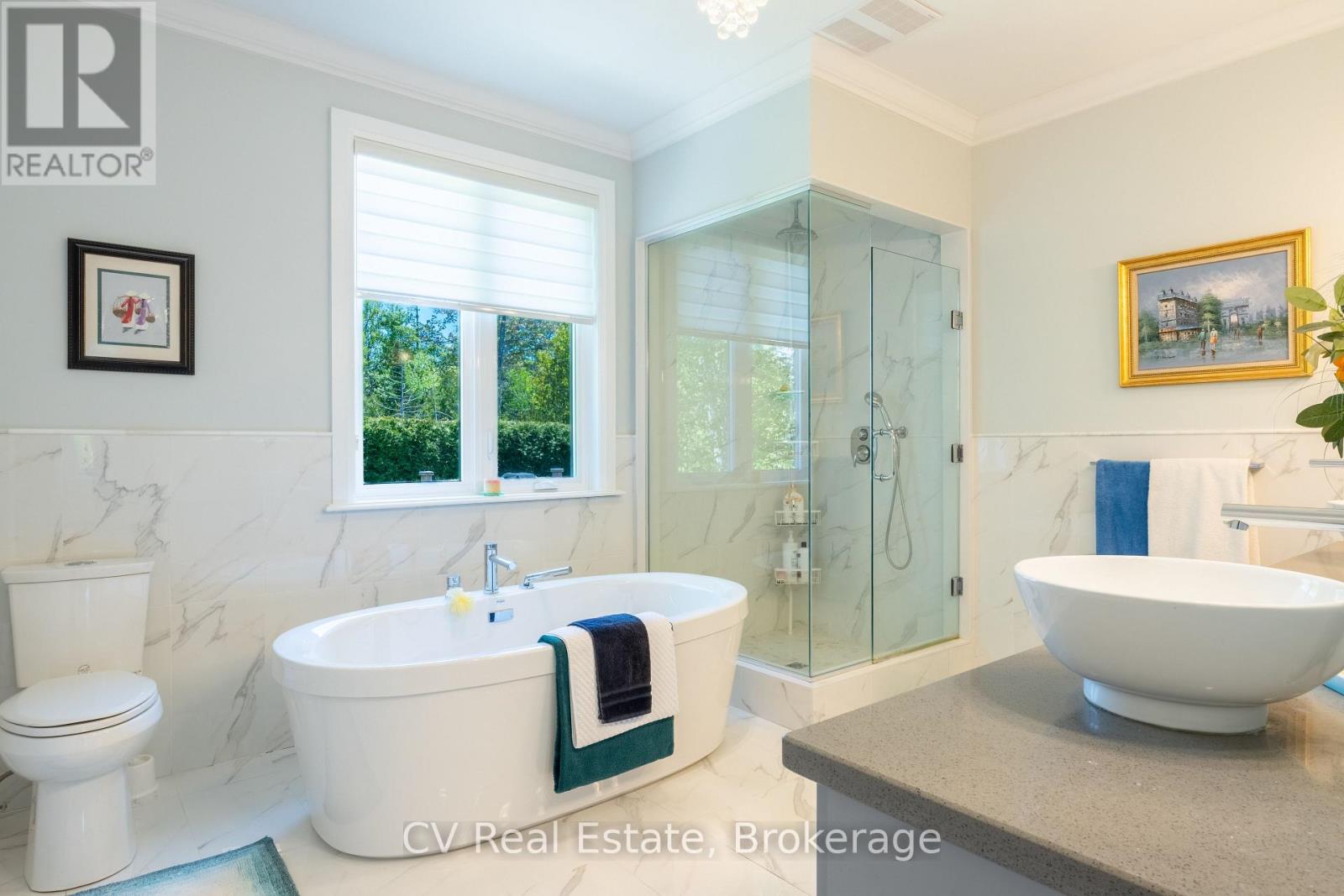 180 ST. EDMUNDS CRESCENT - 19