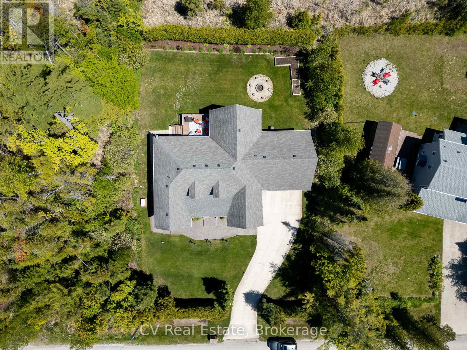180 ST. EDMUNDS CRESCENT - Image 3