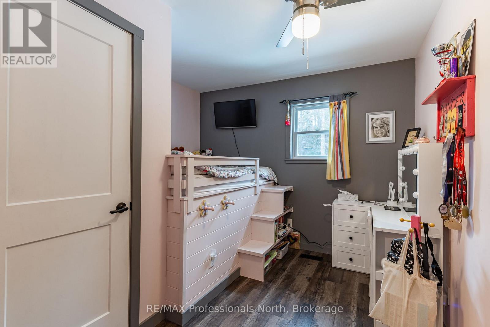7180 GELERT ROAD - 30