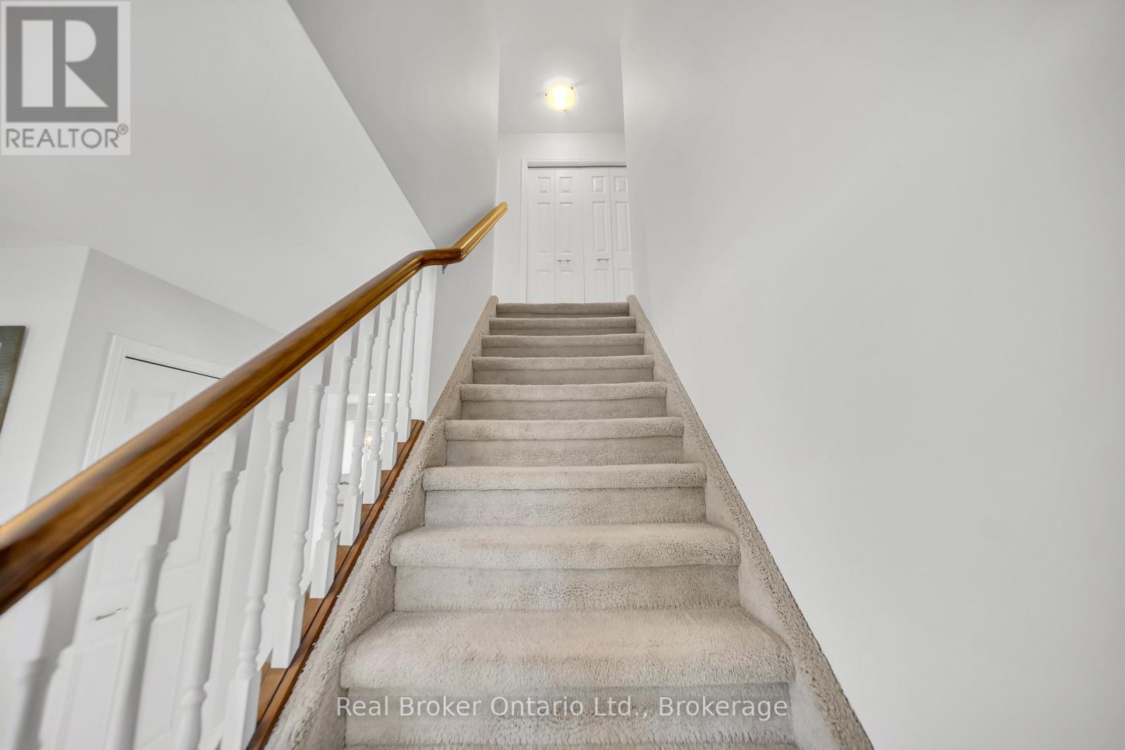912 PARKWOOD DRIVE - 19