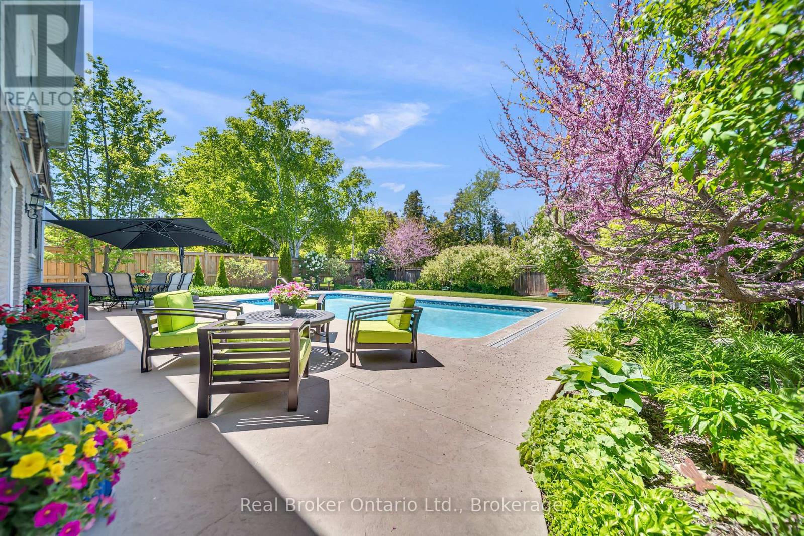 912 PARKWOOD DRIVE - 35