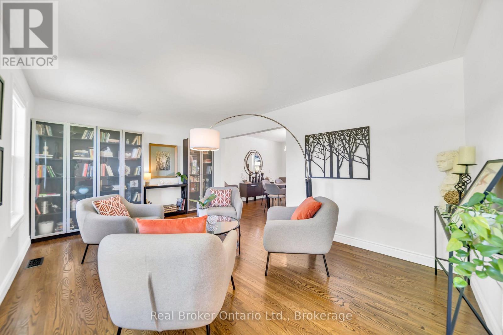 912 PARKWOOD DRIVE - 5